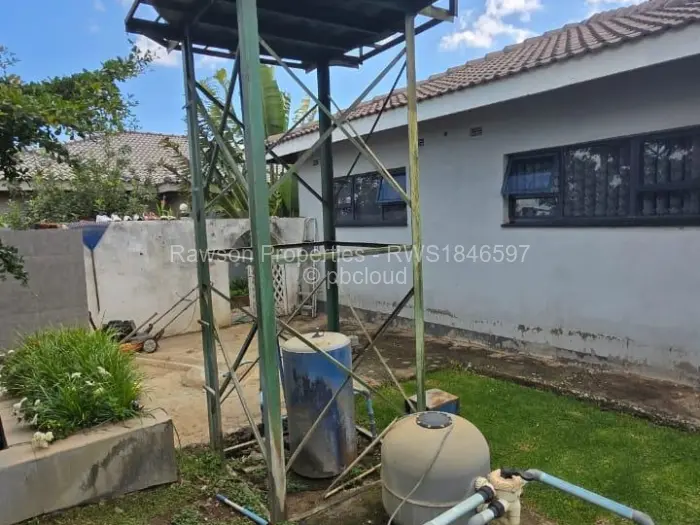 5 Bedroom House for Sale in Haydon Park, Mazowe