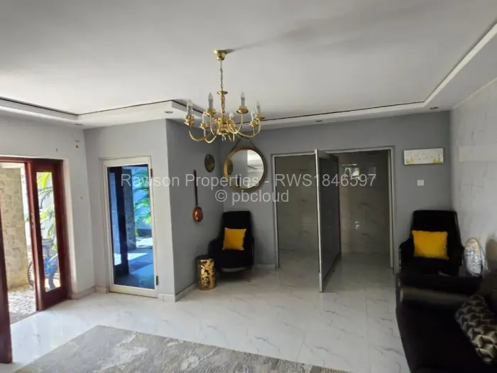 5 Bedroom House for Sale in Haydon Park, Mazowe