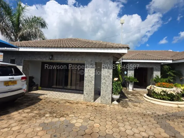 5 Bedroom House for Sale in Haydon Park, Mazowe