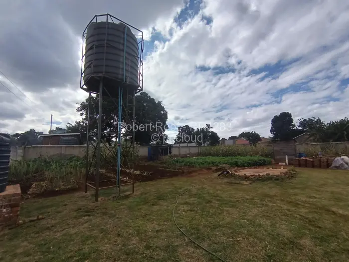 4 Bedroom House to Rent in Bluff Hill, Harare