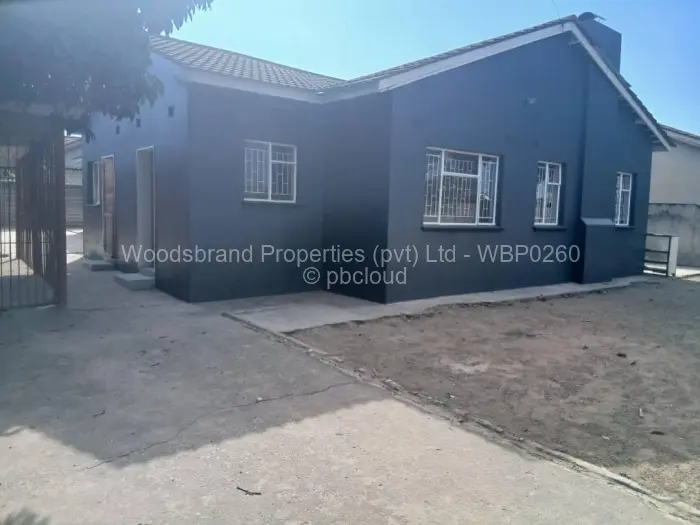 4 Bedroom House for Sale in Zimre Park, Harare