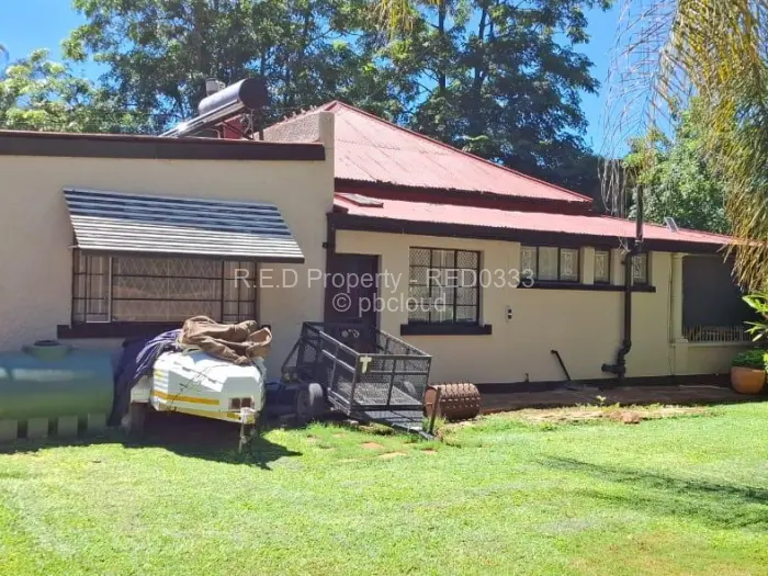 4 Bedroom House for Sale in Suburbs, Bulawayo