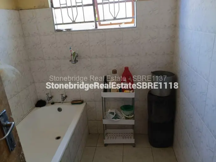 3 Bedroom House to Rent in Pumula South, Bulawayo
