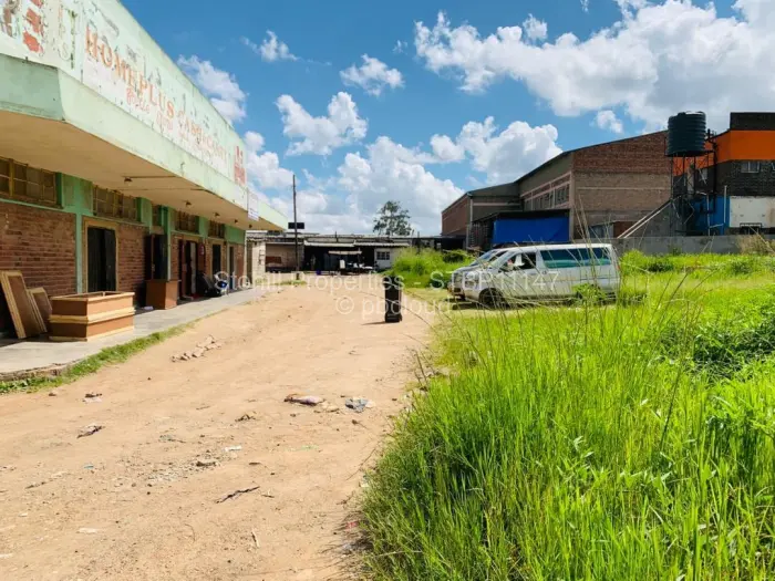 Retail/Shop for Sale in Chitungwiza, Chitungwiza
