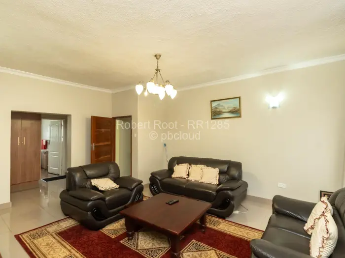 3 Bedroom Cottage/Garden Flat to Rent in Marlborough