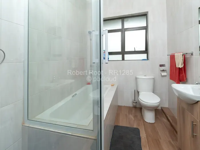 3 Bedroom Cottage/Garden Flat to Rent in Marlborough