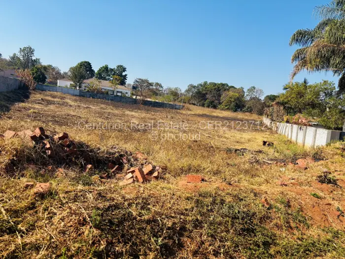 Residential Stand for Sale in Borrowdale Brooke, Harare