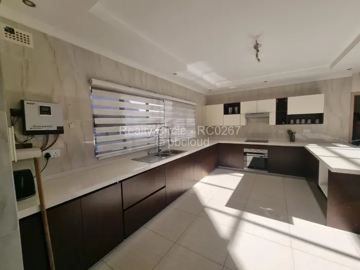 Flat/Apartment to Rent in Arlington, Harare