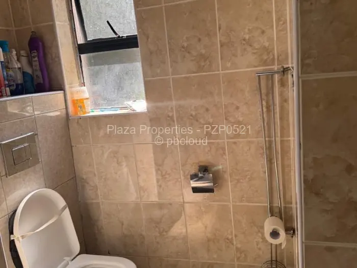 5 Bedroom House for Sale in Glen Lorne, Harare