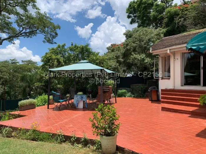 6 Bedroom House for Sale in Colne Valley, Harare