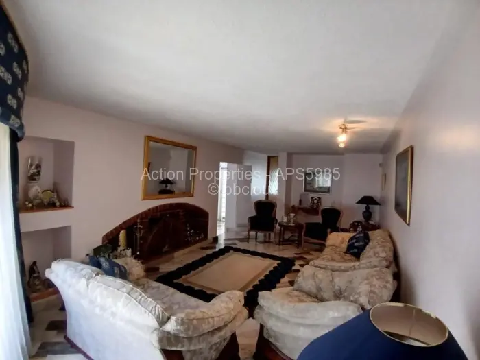 Townhouse/Cluster for Sale in Newlands, Harare