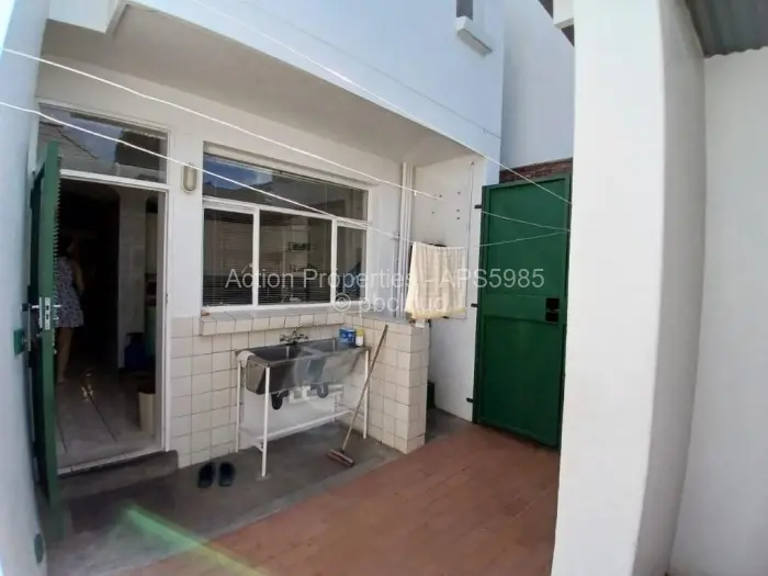 Townhouse/Cluster for Sale in Newlands, Harare