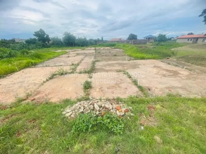 Residential Stand for Sale in Norton, Norton