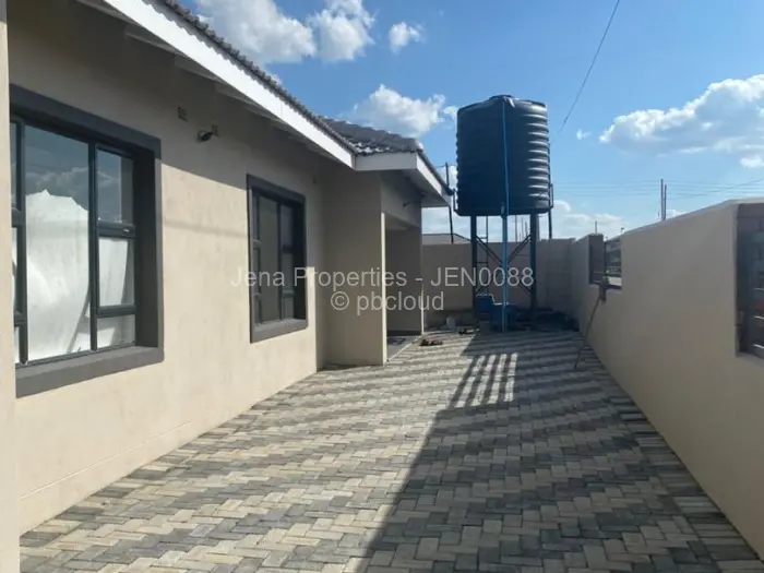 4 Bedroom House to Rent in Mabvazuva Estates, Ruwa