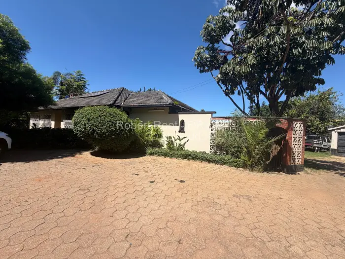 4 Bedroom House for Sale in Marlborough, Harare
