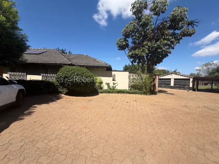 4 Bedroom House for Sale in Marlborough, Harare