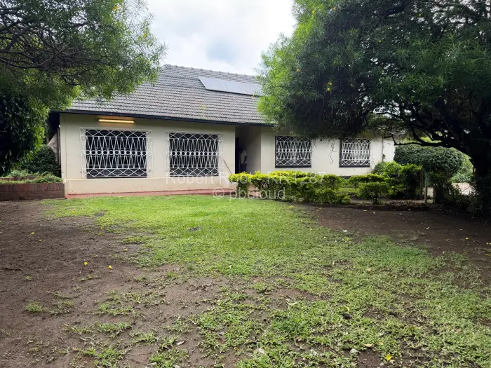 4 Bedroom House for Sale in Marlborough, Harare