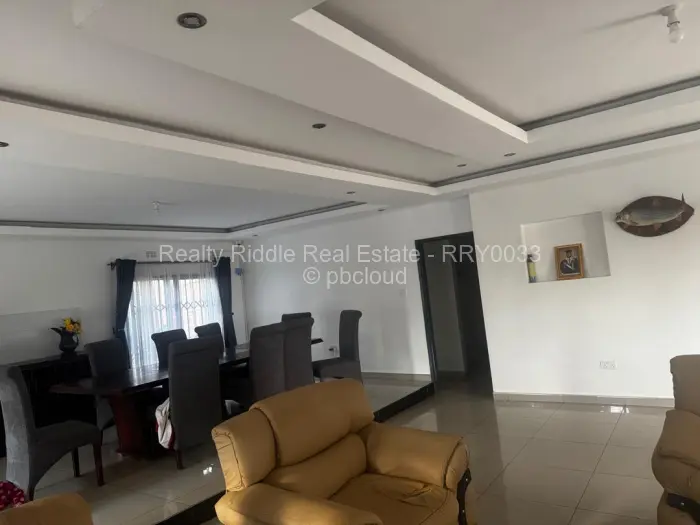 4 Bedroom House for Sale in Sally Mugabe Heights, Harare