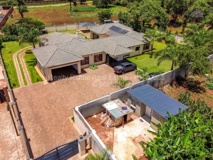 4 Bedroom House for Sale in Gletwin Park, Harare