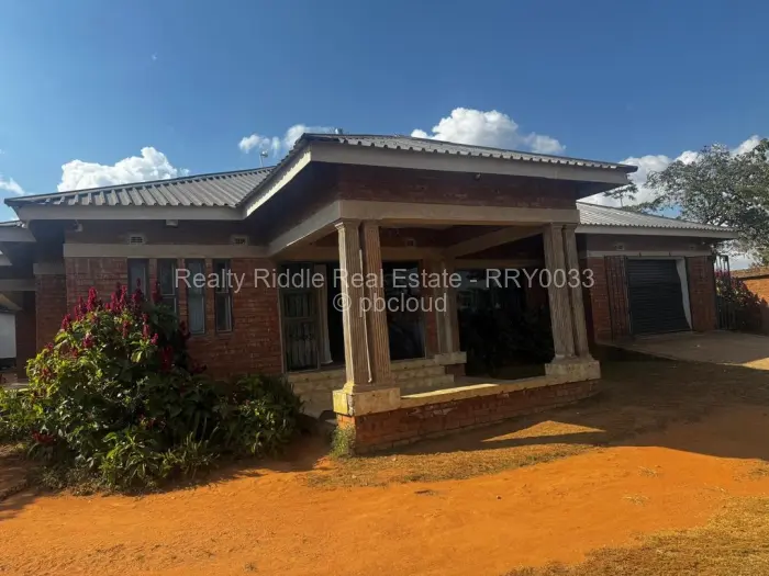 4 Bedroom House for Sale in Sally Mugabe Heights, Harare