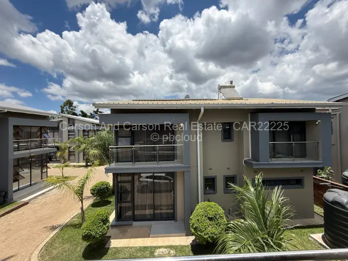 Townhouse/Cluster to Rent in Highlands, Harare