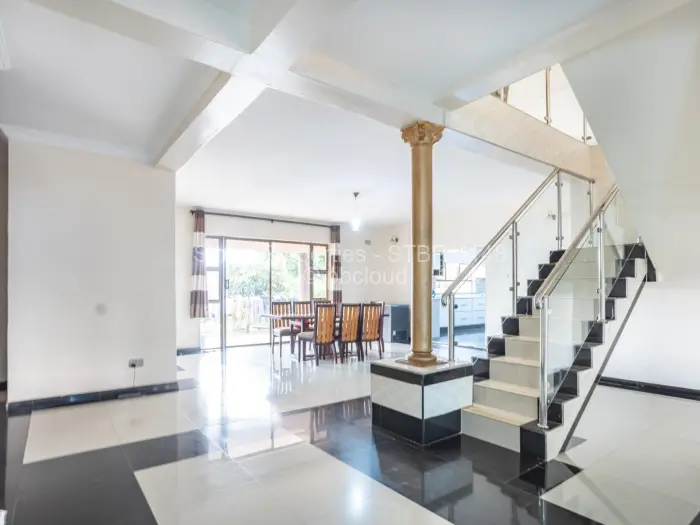 5 Bedroom House for Sale in Gletwin Park, Harare