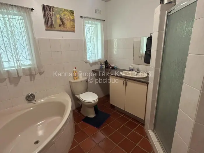 3 Bedroom House to Rent in Borrowdale Brooke, Harare