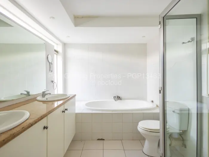 Townhouse/Cluster for Sale in Newlands, Harare