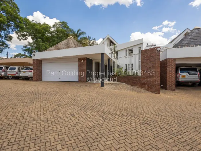 Townhouse/Cluster for Sale in Newlands, Harare