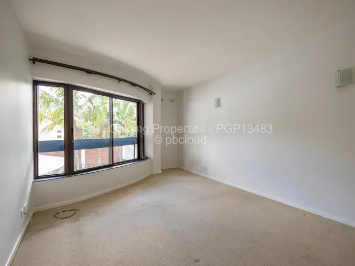 Townhouse/Cluster for Sale in Newlands, Harare