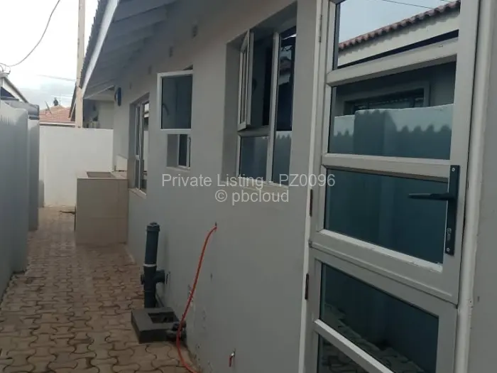 4 Bedroom House for Sale in Aspindale Park, Harare