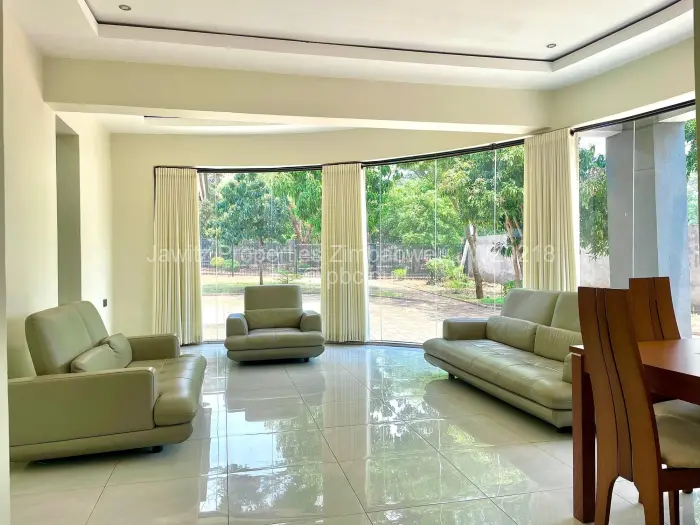 6 Bedroom House for Sale in Gletwin Park, Harare