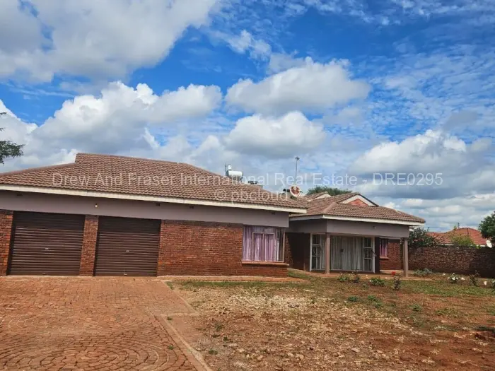 4 Bedroom House to Rent in Gletwin Park