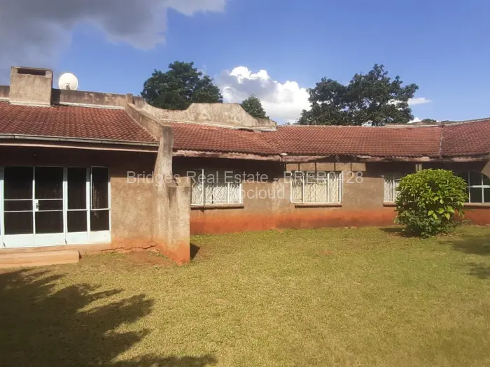 House for Sale in Mandara, Harare