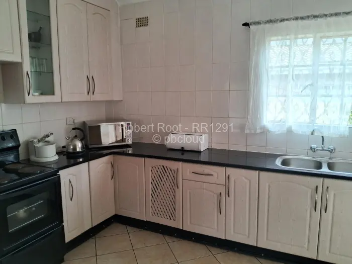 Townhouse/Cluster for Sale in Waterfalls, Harare