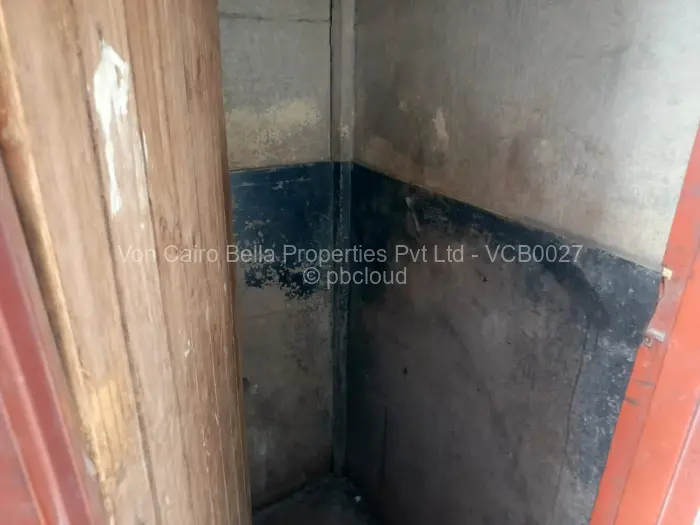 4 Bedroom House for Sale in Mufakose, Harare