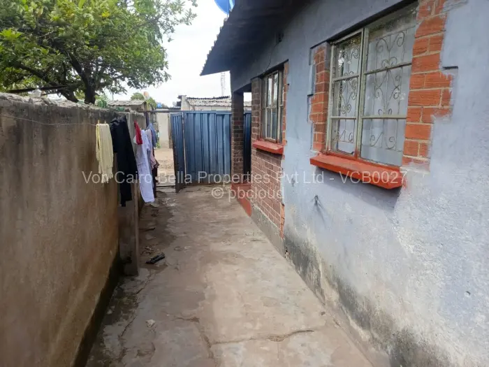 4 Bedroom House for Sale in Mufakose, Harare