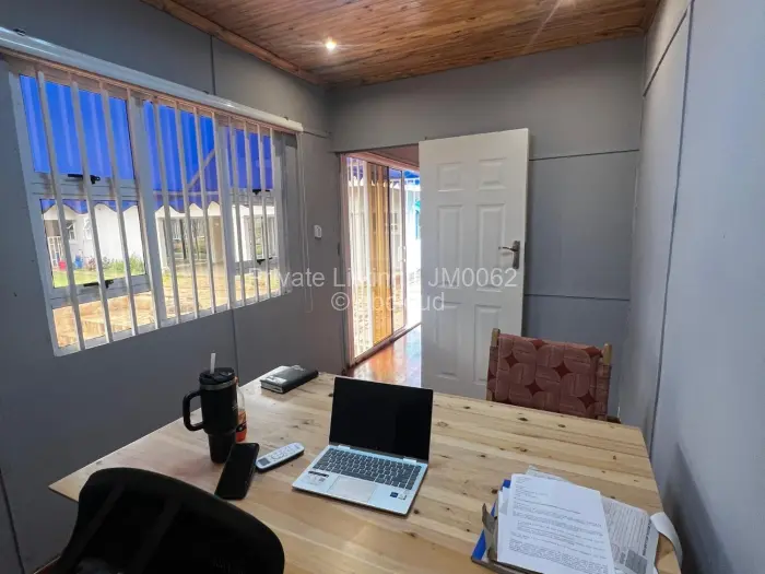 Office to Rent in Vainona, Harare