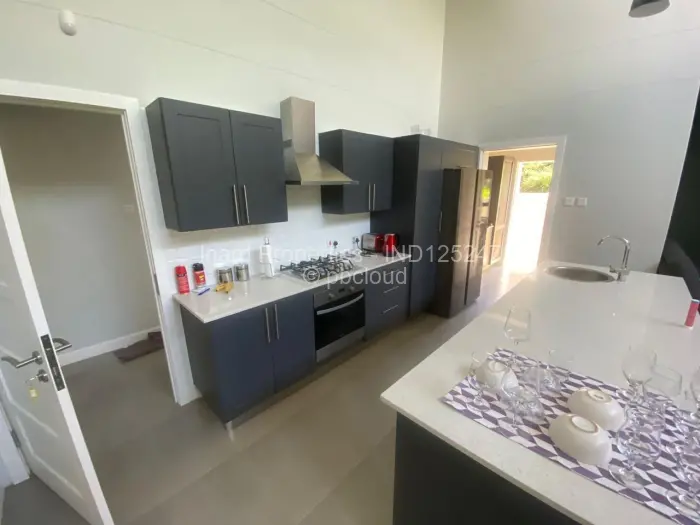 Townhouse/Cluster to Rent in Borrowdale Brooke, Harare