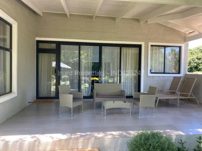 Townhouse/Cluster to Rent in Borrowdale Brooke, Harare