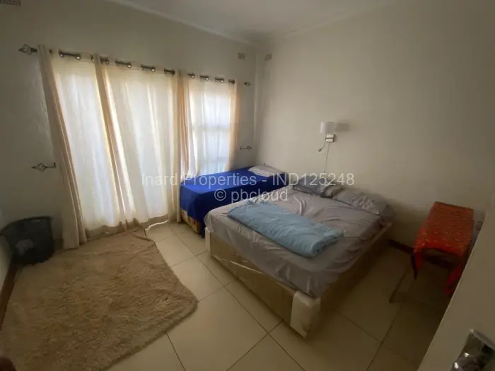 Townhouse/Cluster to Rent in Newlands, Harare