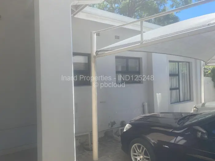 Townhouse/Cluster to Rent in Newlands, Harare