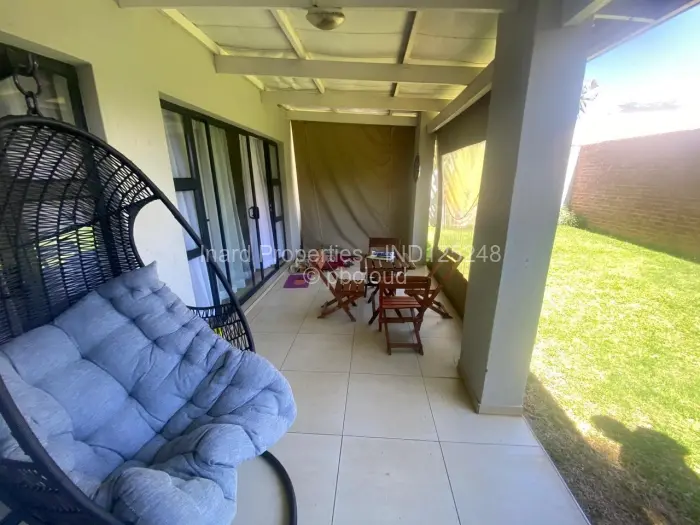 Townhouse/Cluster to Rent in Newlands, Harare
