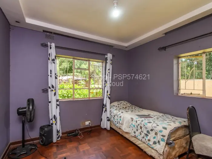 5 Bedroom House for Sale in Highlands, Harare