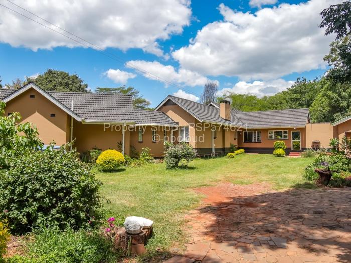 5 Bedroom House for Sale in Highlands, Harare