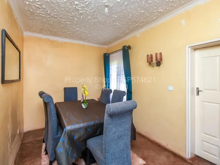5 Bedroom House for Sale in Highlands, Harare