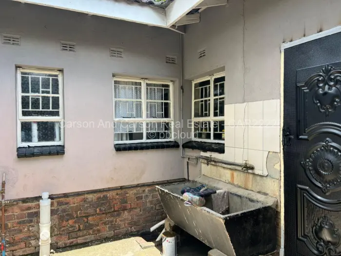 2 Bedroom House to Rent in Monavale, Harare