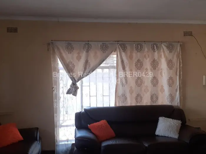 3 Bedroom House for Sale in Houghton Park, Harare