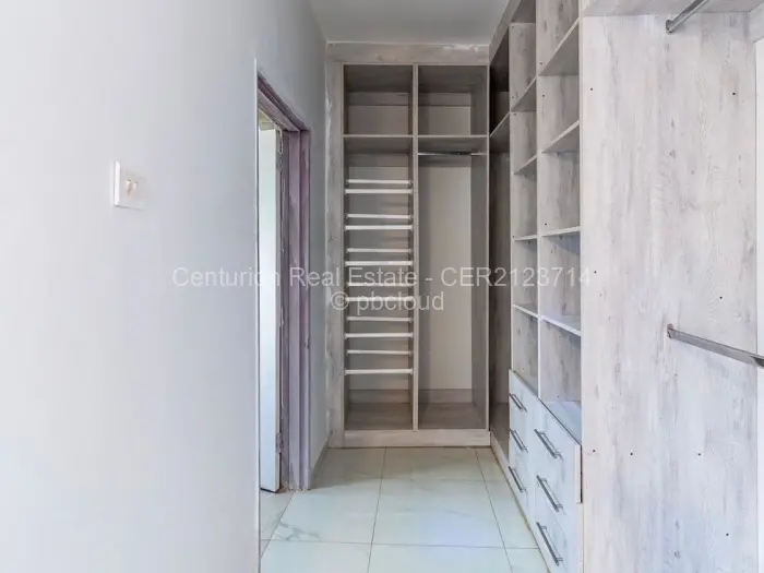 Townhouse/Cluster to Rent in The Grange, Harare