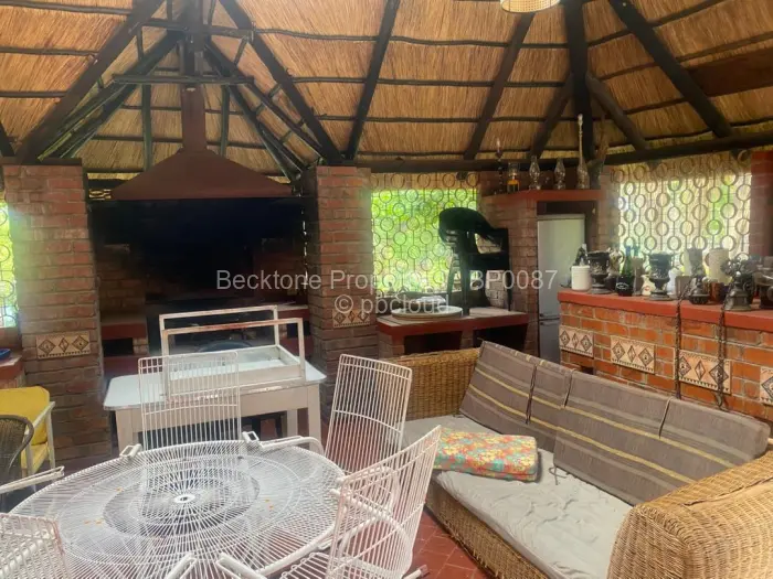 5 Bedroom House for Sale in Glengarry, Bulawayo